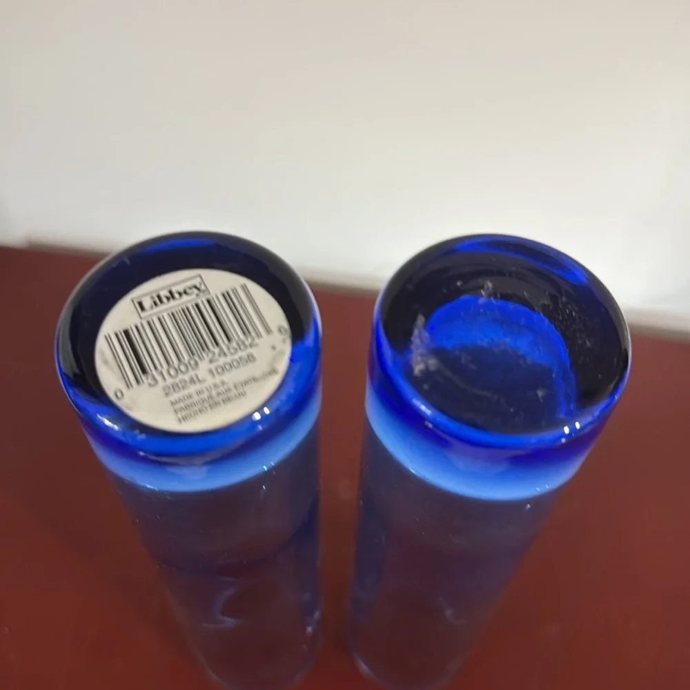Elegant 2 Libbey Blue Glass Vases